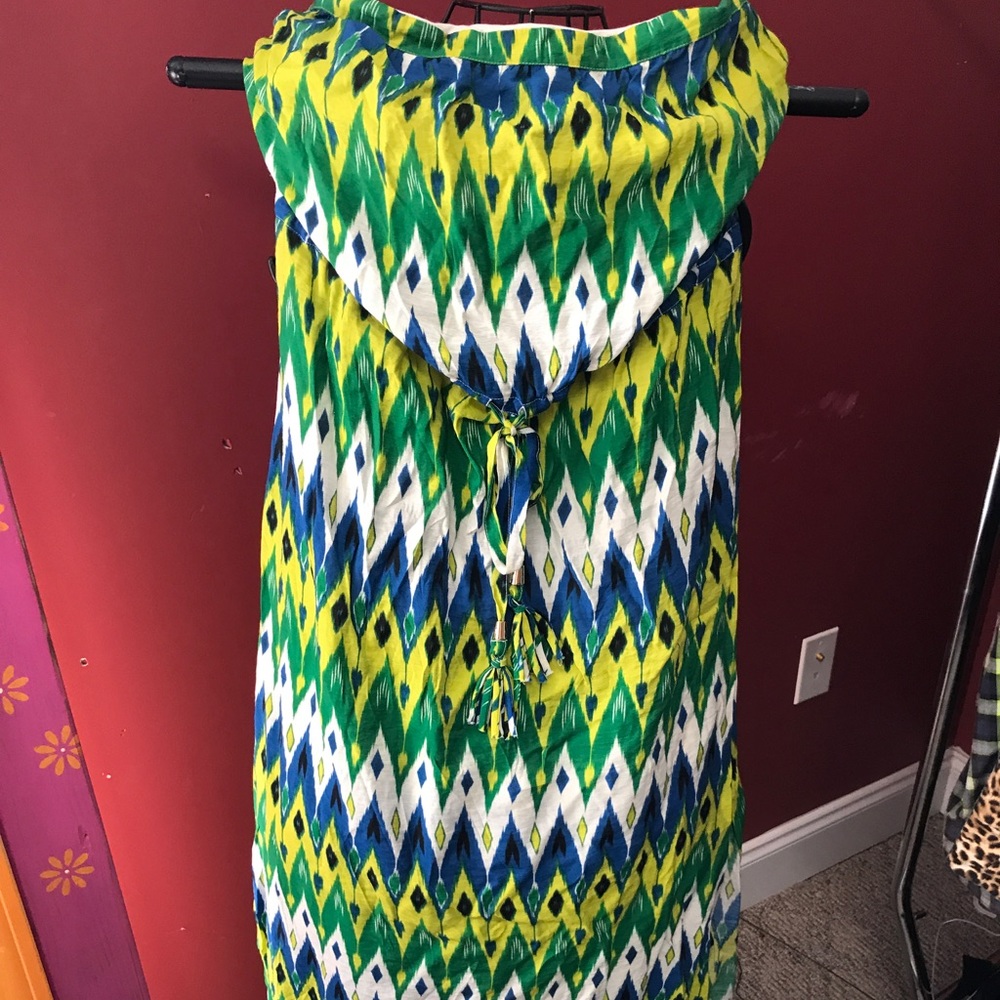 MAXI STRAPLESS DRESS SIDE SLIT SZ large